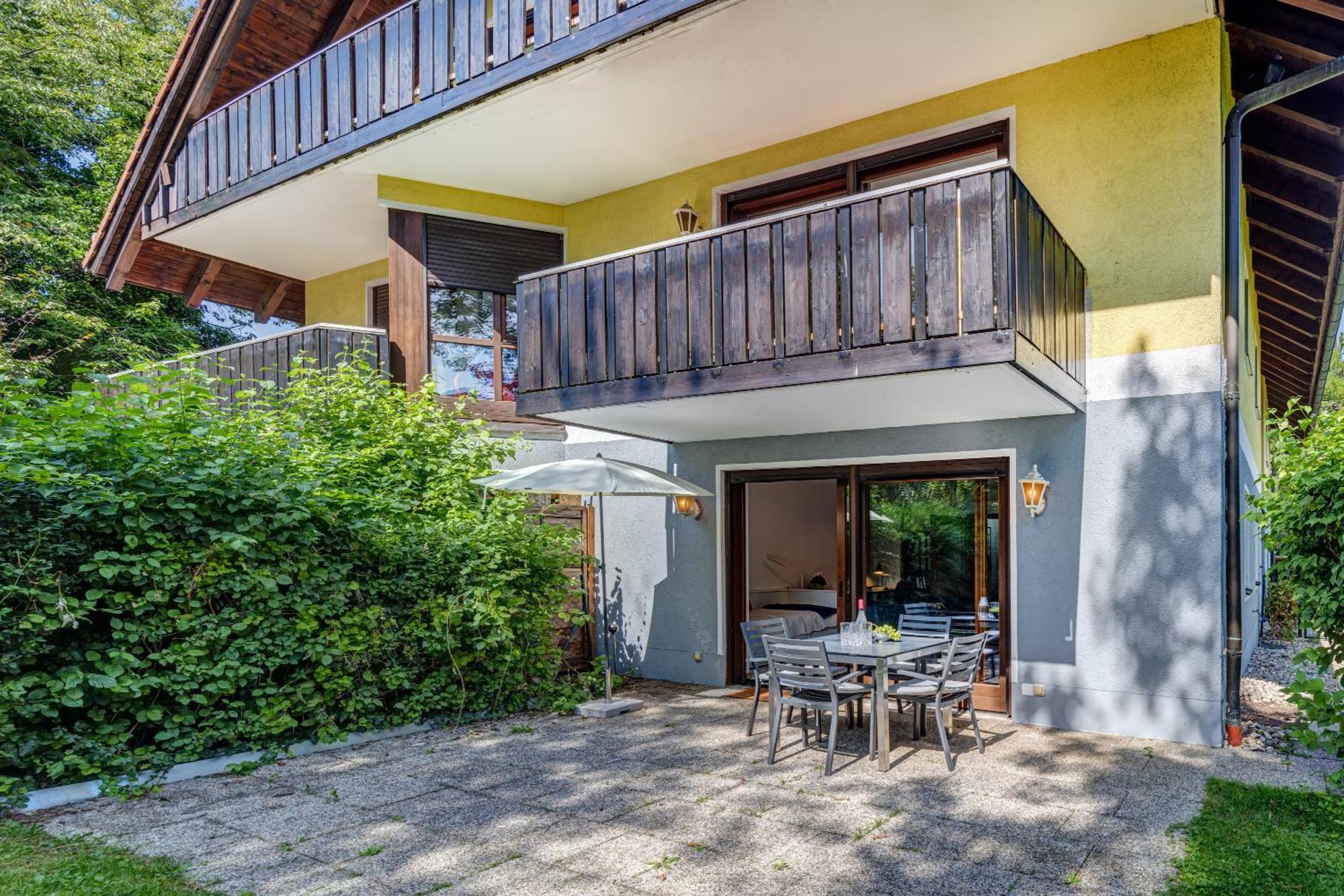 Moderne Maisonette Mit Garten Unterschleißheim Kültér fotó